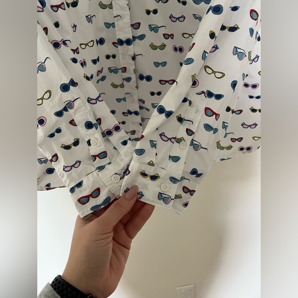Boden The Classic Shirt button-up shirt in a multi-color sunglasses print - Picture 9 of 11